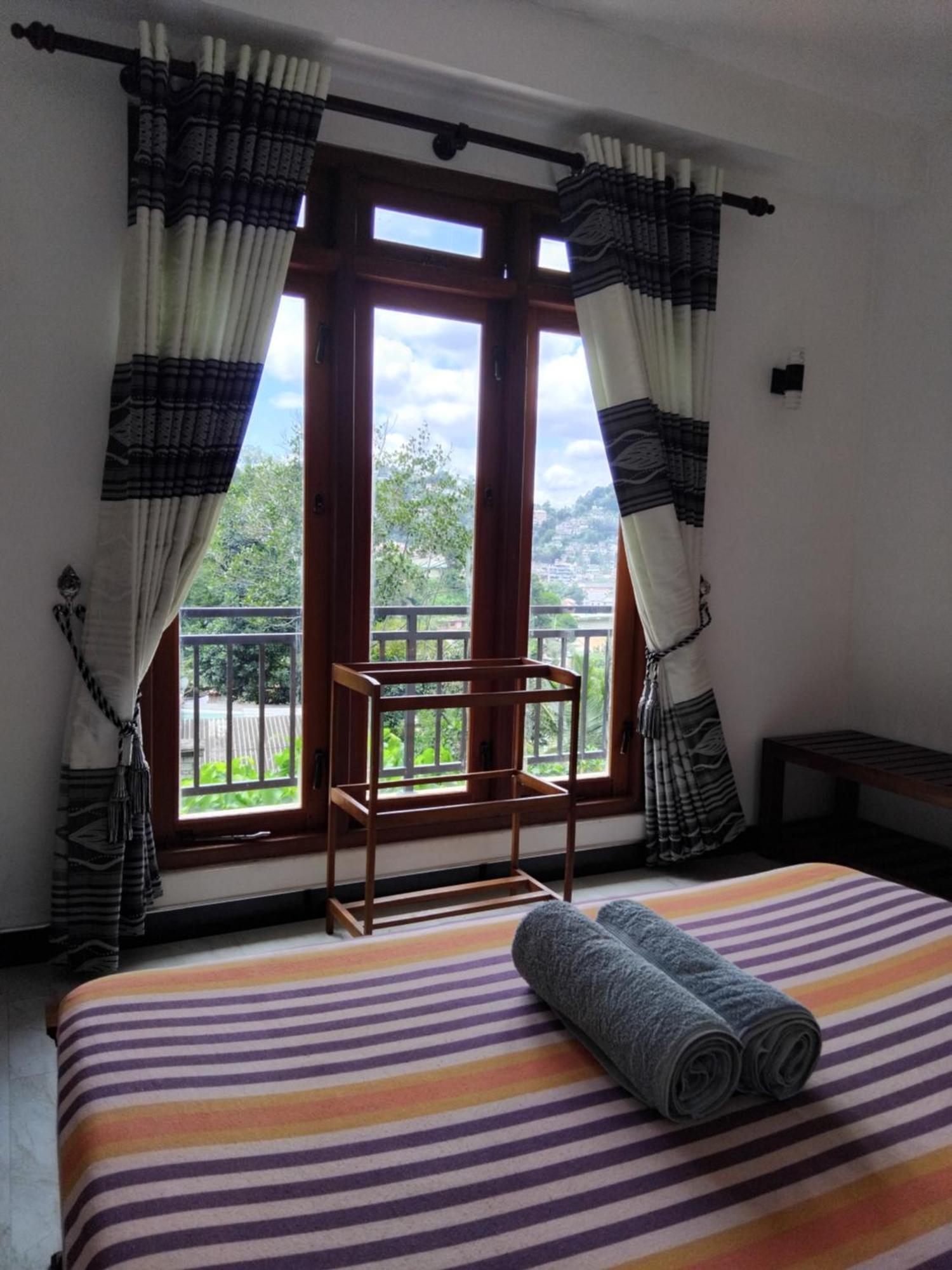 Kelum Homestay Kandy Exteriér fotografie